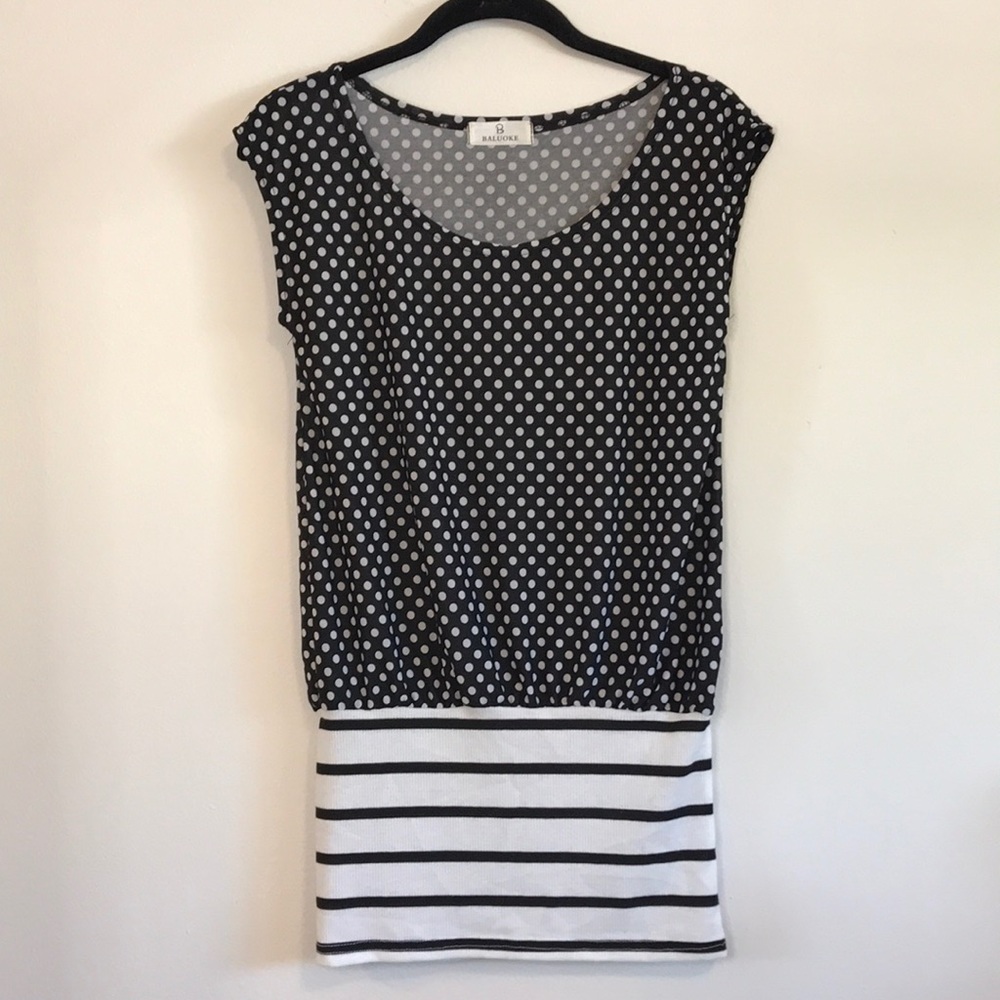 Balouke black and white sleeveless top size s